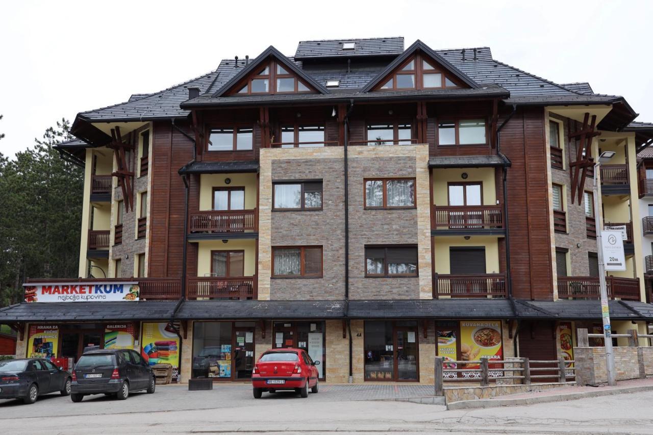 Svetogorska Apartment